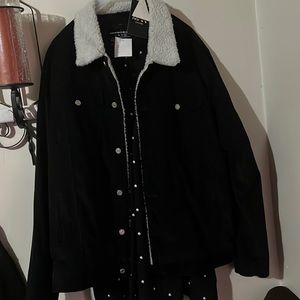 This is a nice jacket I bought from Boohoo!